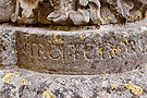 Detalle de la inscripción de la fecha de finalización de las obras del reducto de la Santa Iglesia Catedral