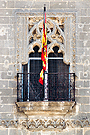 Ventana del primer cuerpo de la torre-campanario de la Santa Iglesia Catedral
