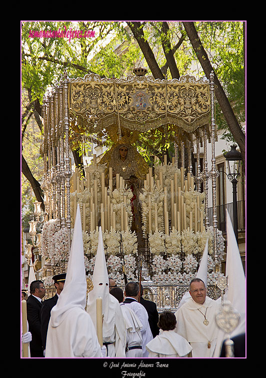 Paso de palio de Madre de Dios de la Misericordia