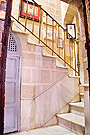 Escalera de acceso al Camarin de la Virgen de la Merced en la lateral derecho del Altar Mayor de la Basílica de Nuestra Señora de la Merced Coronada