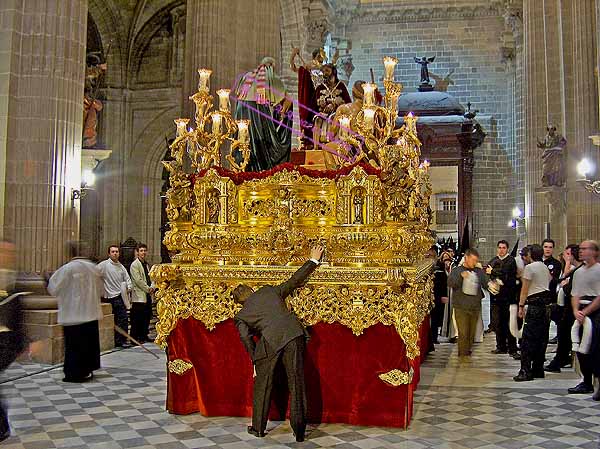 Paso de Misterio de la Coronación de Espinas