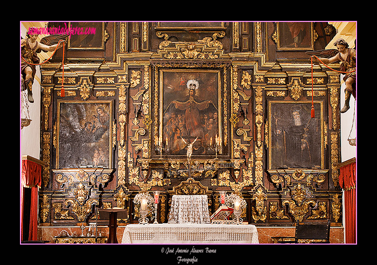 Primer Cuerpo del Altar Mayor de la Capilla de los Desamparados