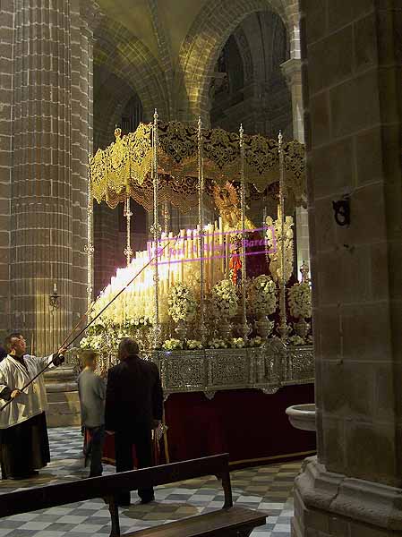 Paso de María Santísima de la Candelaria