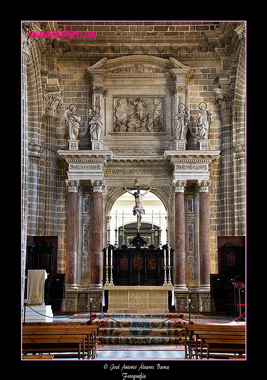 Nave central - Presbiterio (Santa Iglesia Catedral)