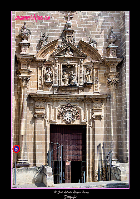 Portada de la Encarnación de la Santa Iglesia Catedral