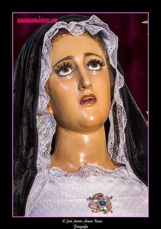 Nuestra Señora de Amor y Sacrificio