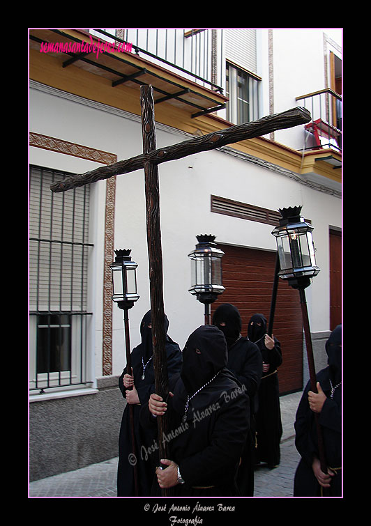 Cruz de Guía de la Hermandad de Nuestra Señora de Amor y Sacrificio