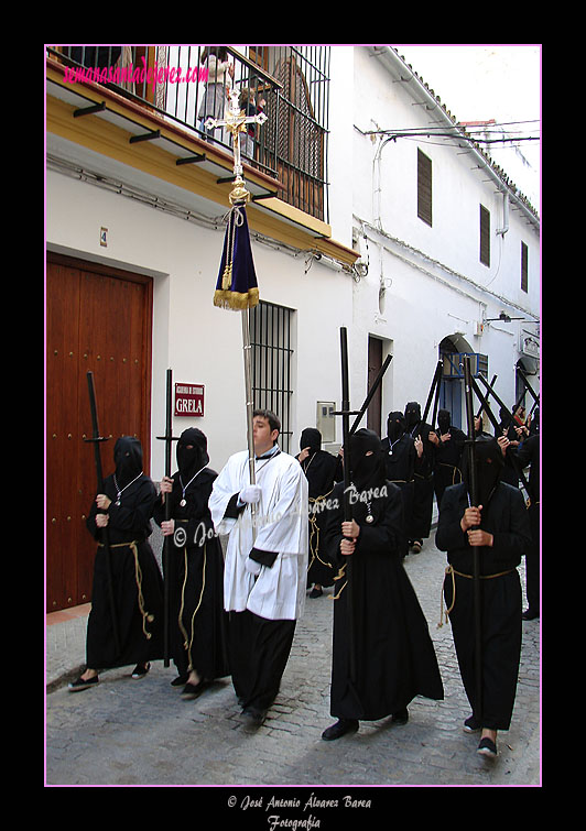 Cruz Parroquial de la Hermandad de Nuestra Señora de Amor y Sacrificio