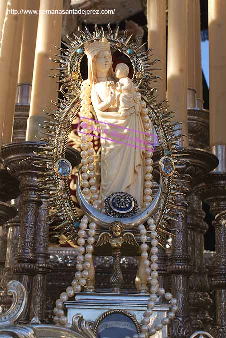 Nuestra Señora de los Ángeles, imagen venera del Paso de Palio de María Santísima de la O