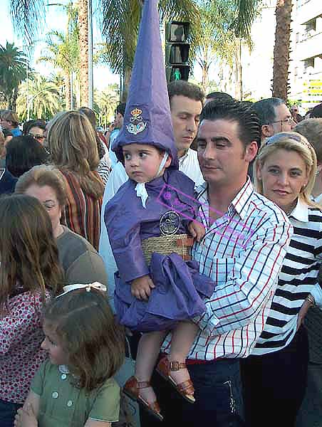 Pequeño nazareno de la Hermandad del Cristo de la Defensión 