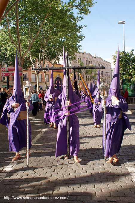 Cruz de Guia de la Hermandad del Cristo de la Defensión