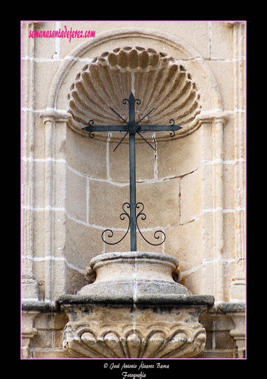 Venera de la hornacina barroca de la portada de la Epístola de la Iglesia Parroquial de San Mateo