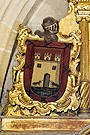 Escudo nobiliario (Ático del Retablo de San Sebastian - Iglesia de San Mateo)