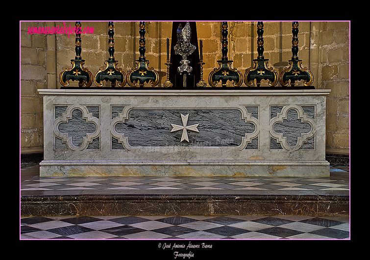 Mesa de Altar Mayor de la Iglesia de San Juan de los Caballeros