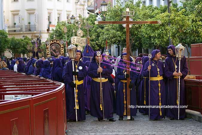 Cruz de Guía de la Hermandad del Nazareno