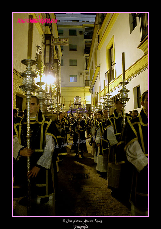 Paso de la Urna del Santo Entierro de Nuestro Señor