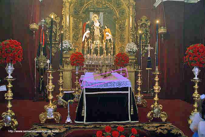 Besapiés del Señor del Santo Entierro (24 de febrero de 2008)