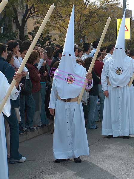 Nazarenos de la Hermandad de la Clemencia