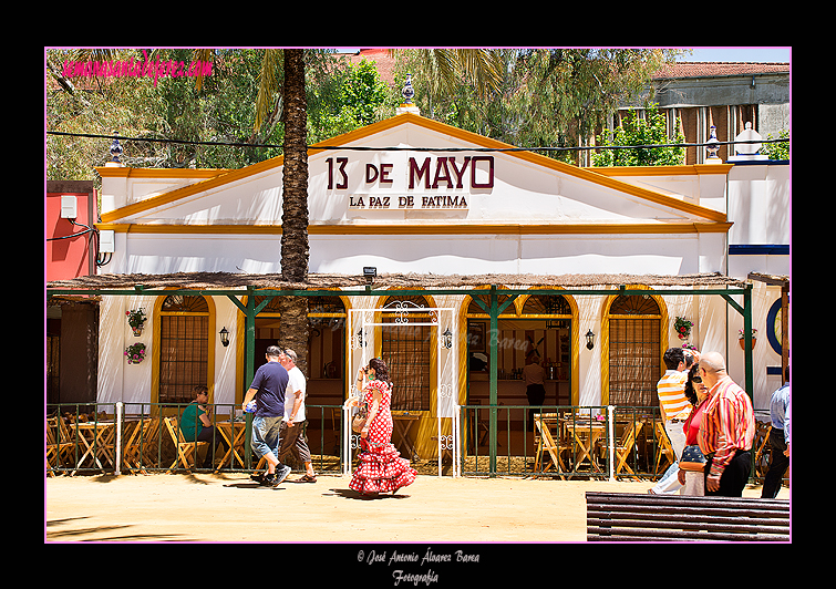 Caseta "Trece de Mayo" de la Hermandad de la Paz de Fátima. Feria del Caballo 2012