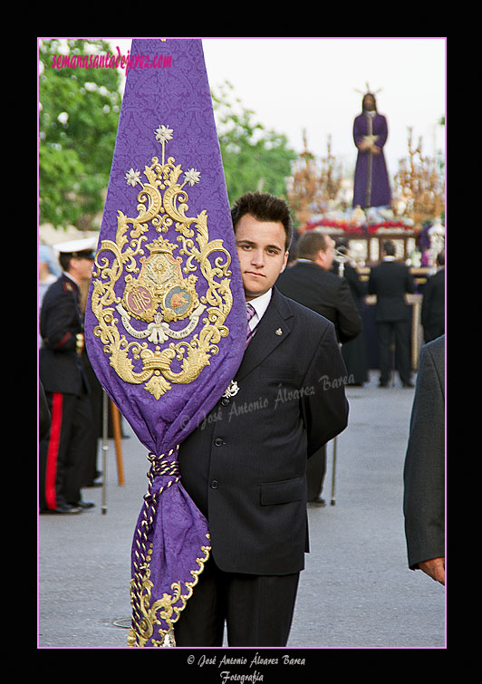 Estandarte de la Agrupación del Señor de la Pasión