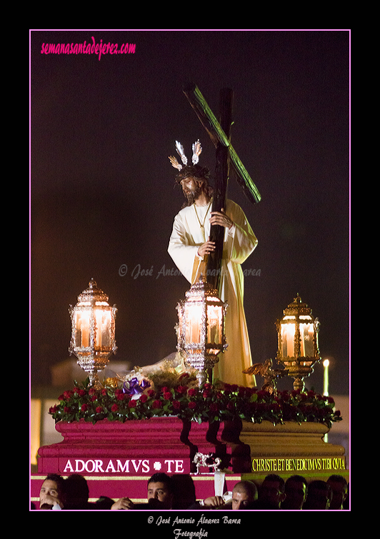 Traslado de Nuestro Padre Jesús de la Salud a la Santa Iglesia Catedral con motivo de la erección canónica como Hermandad de Penitencia (11 de enero de 2013)