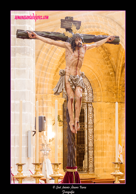 El Santísimo Cristo de la Sed en la Santa Iglesia Catedral con motivo de la erección canónica como Hermandad de Penitencia (12 de enero de 2013)