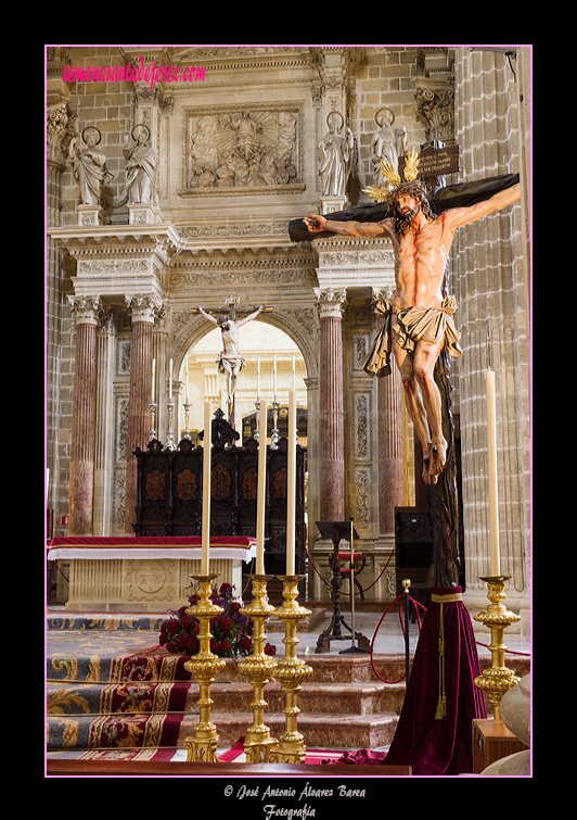 El Santísimo Cristo de la Sed en la Santa Iglesia Catedral con motivo de la erección canónica como Hermandad de Penitencia (12 de enero de 2013)