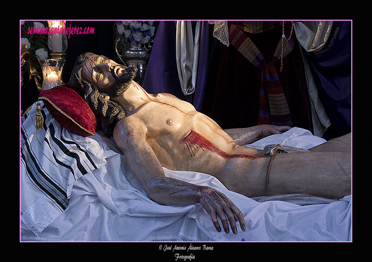 Santísimo Cristo de la Sagrada Mortaja