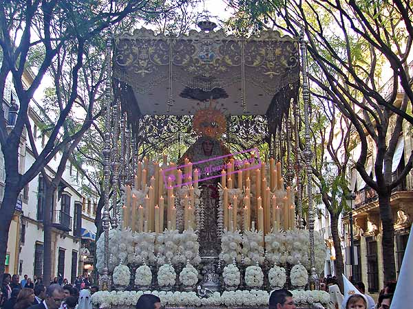 Paso de Palio de Madre de Dios de la Misericordia