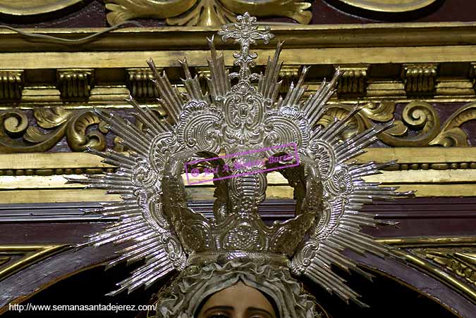 Corona de camarin de Madre de Dios de la Misericordia 