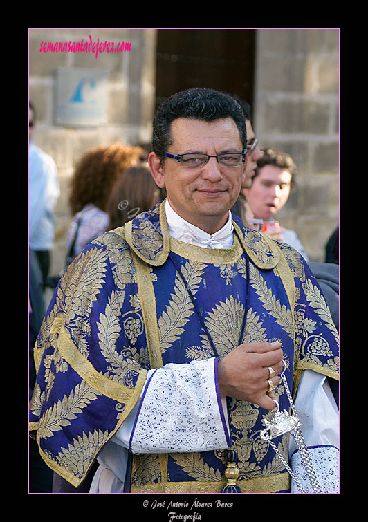 Acólito turiferario del Paso de Misterio de Nuestro Padre Jesús del Consuelo en el Desprecio de Herodes