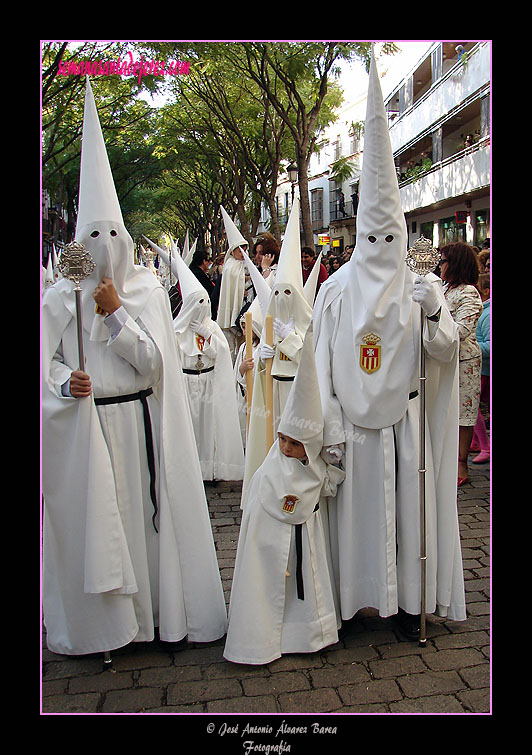 Nazarenos de la Hermandad del Transporte