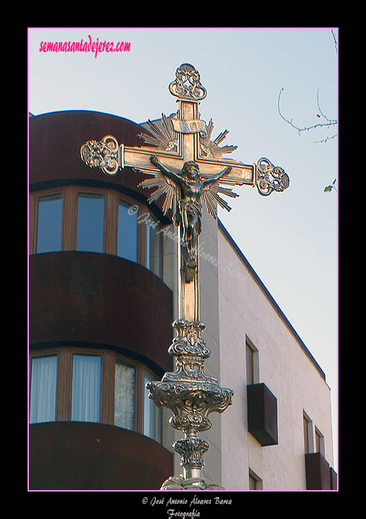 Cruz Parroquial de la Hermandad del Transporte