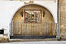 Retablo cerámico sobre los milagros de la Virgen de la Merced (Basílica de Nuestra Señora de la Merced Coronada)