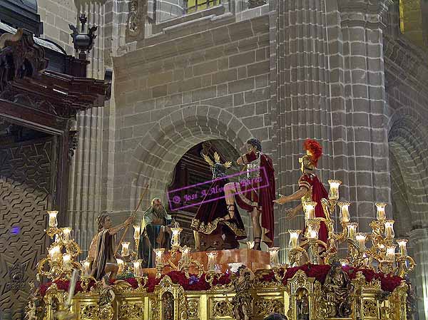 Paso de Misterio de la Coronación de Espinas