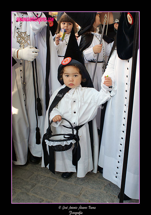 Pequeño nazareno de la Hermandad de la Coronación de Espinas