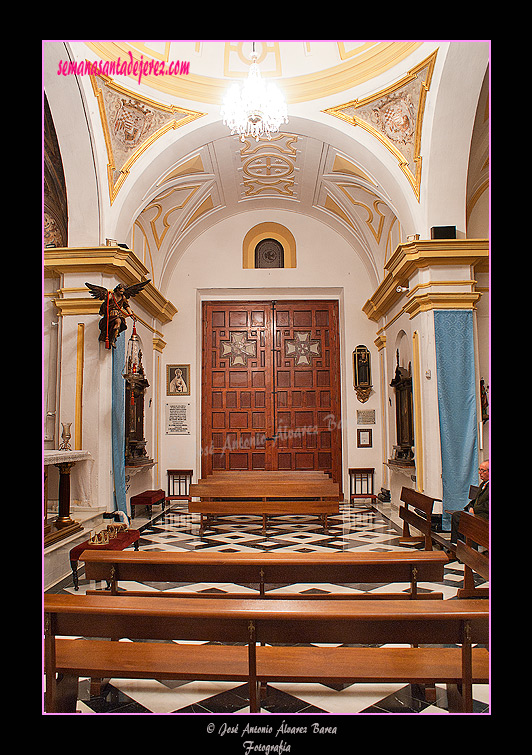 Nave lateral de la Capilla de los Desamparados