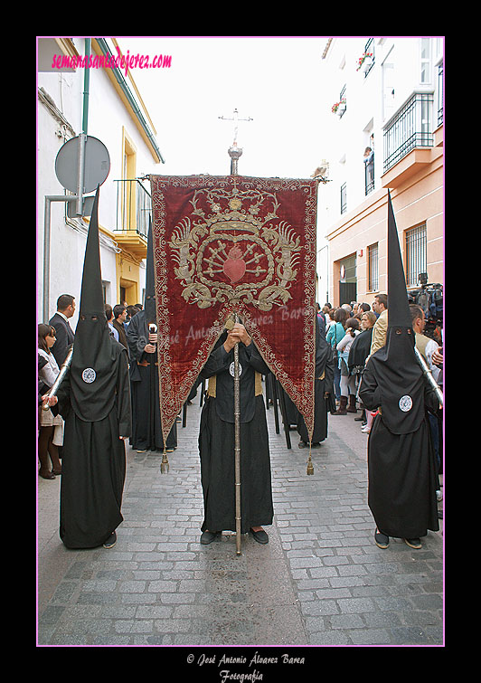 Presidencia del Pendón de los Siete Cuchillos de la Hermandad de las Angustias