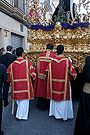 Preste tras el Paso de Nuestra Señora de las Angustias