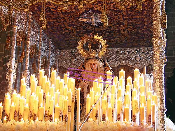 Paso de Palio de Santa Maria de la Paz