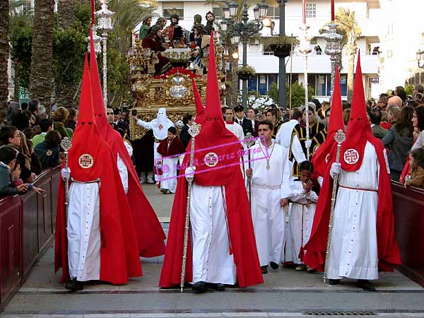 Presidencia del Paso de Misterio de la Hermandad de la Sagrada Cena