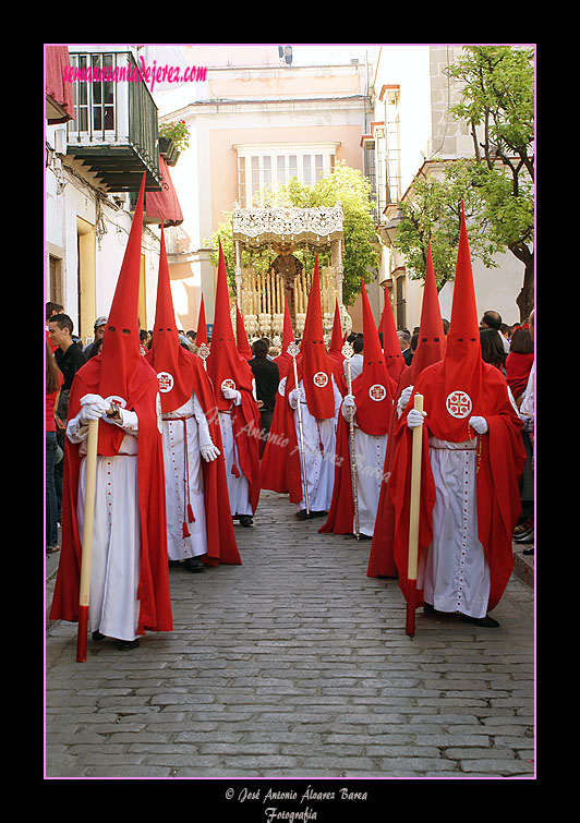 Nazarenos de la Hermandad de la Sagrada Cena