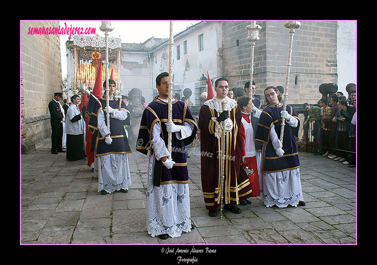 Cuerpo de Acólitos del Paso de Palio de la Hermandad de la Sagrada Cena