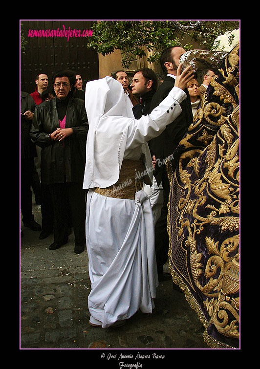 Nazareno maniquetero del Paso de Palio de la Hermandad de la Sagrada Cena