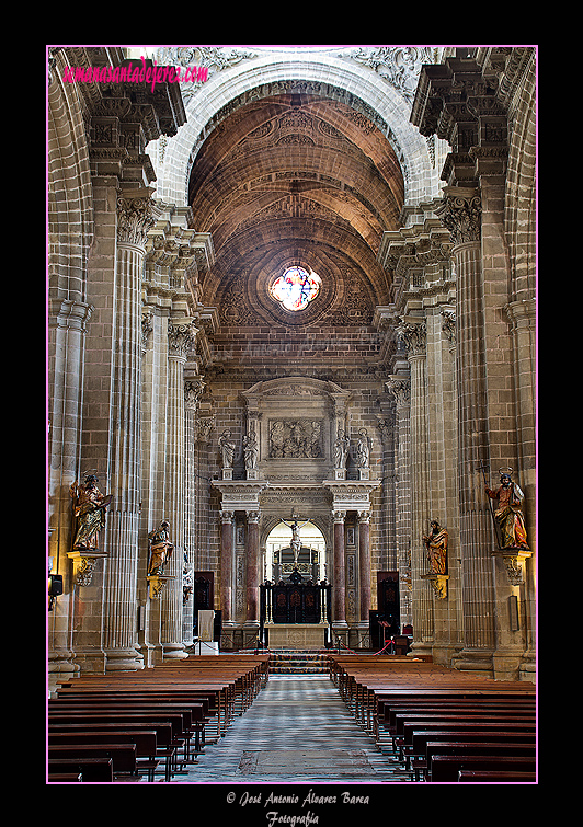 Nave central (Santa Iglesia Catedral)