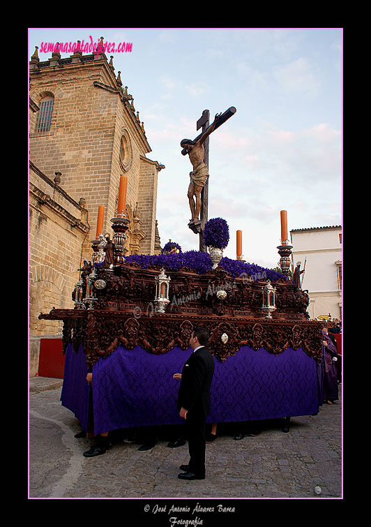 Paso del Santisimo Cristo de la Defensión