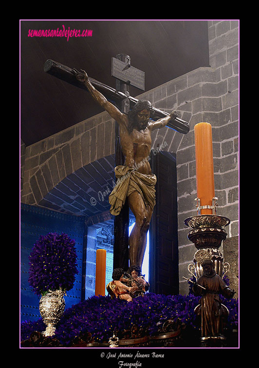 Paso del Santisimo Cristo de la Defensión