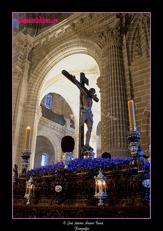 Paso del Santisimo Cristo de la Defensión