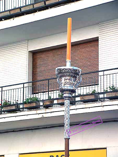 Cirial del Cortejo del Paso de Cristo de la Hermandad del Cristo de la Defensión 