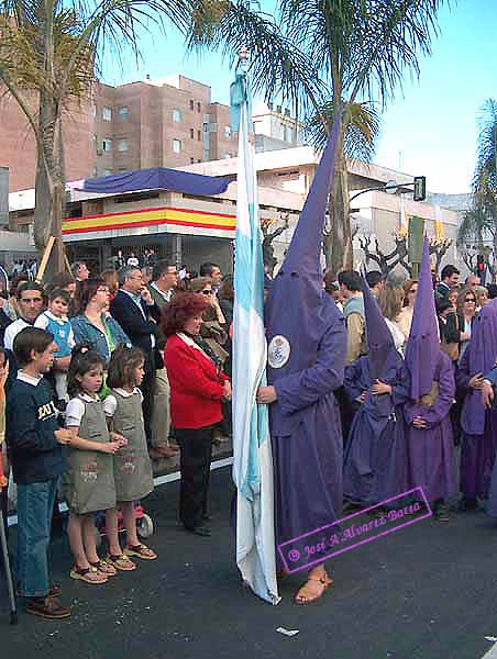 Bandera de la Virgen de la Hermandad del Cristo de la Defensión